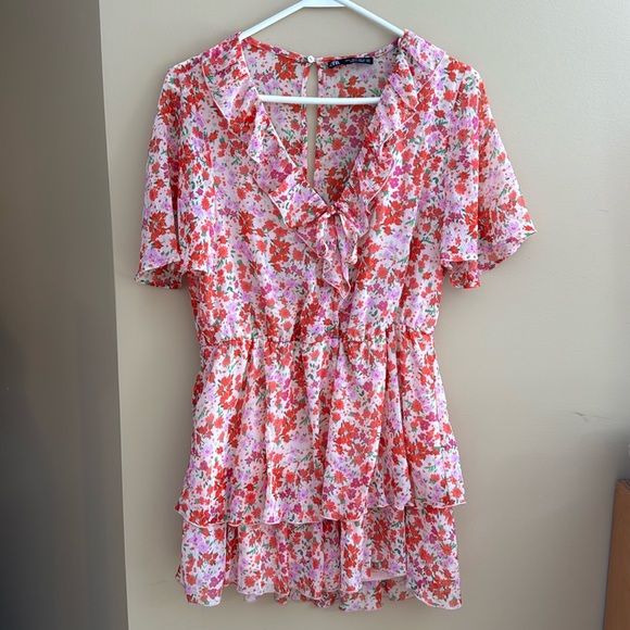 Zara Floral Romper - Picture 3 of 4